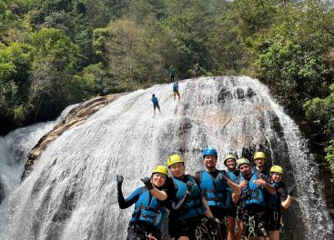 Tour Vượt Thác - Canyoning Đà Lạt